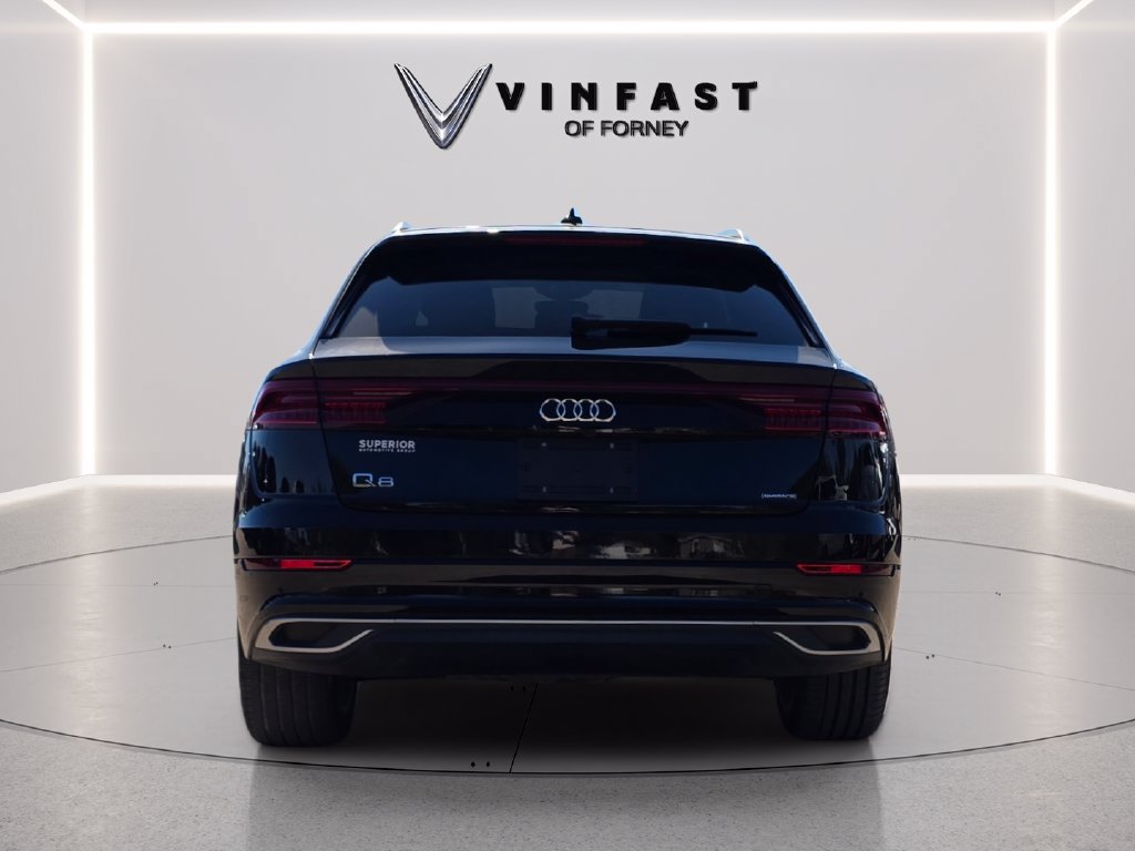 Used 2023 Audi Q8 Premium w/ Convenience Package AWD/4WD image 4