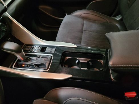 Used 2022 Mitsubishi Eclipse Cross SE image 26