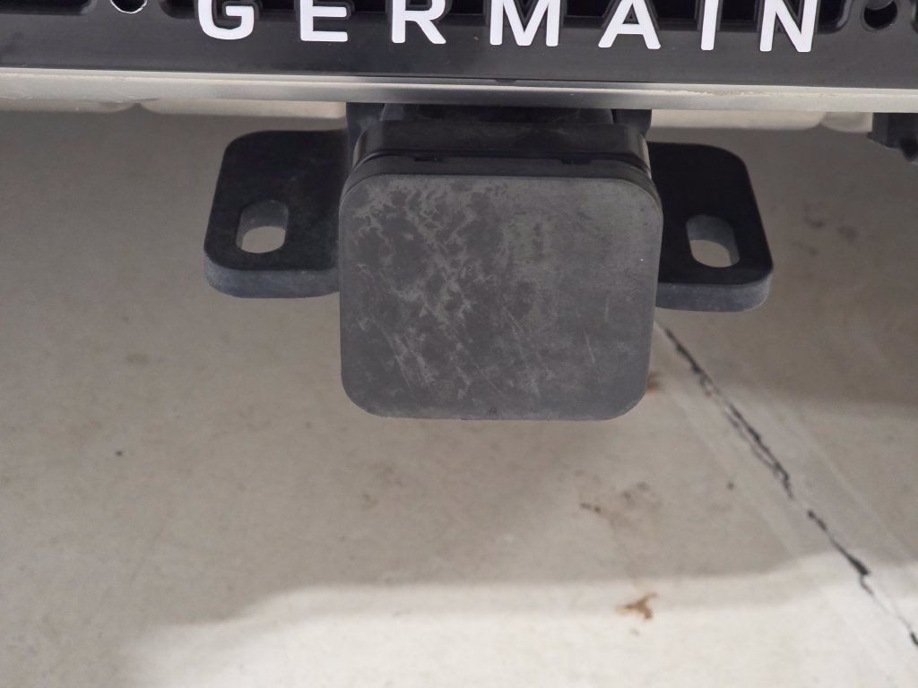 Certified 2024 Land Rover Defender 110 S AWD/4WD image 7