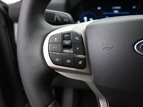 New 2026 Ford Explorer Active w/ Active Comfort Package image 30