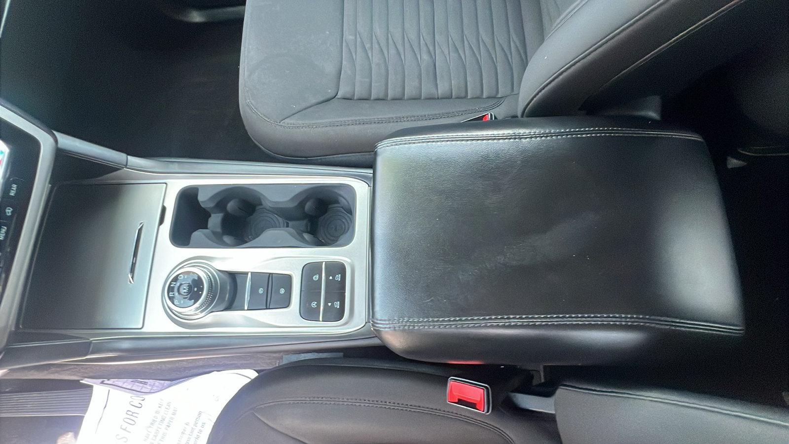 Used 2020 Ford Explorer XLT RWD image 12