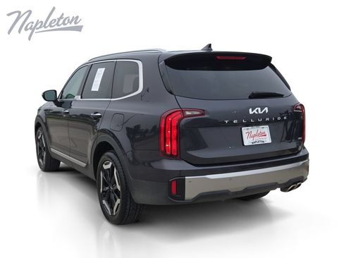 Used 2025 Kia Telluride S AWD/4WD image 3