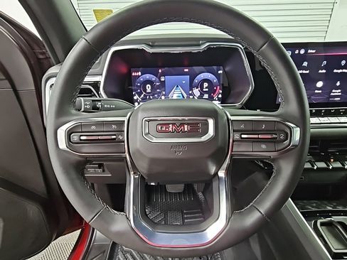 Used 2025 GMC Canyon Elevation w/ Convenience Package image 25