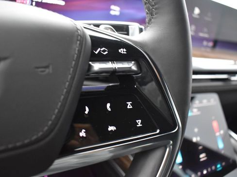 Certified 2026 Cadillac Escalade Platinum Sport w/ LPO, ONYX Package image 17