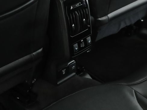Used 2022 Jeep Compass Limited w/ Elite Group AWD/4WD image 6