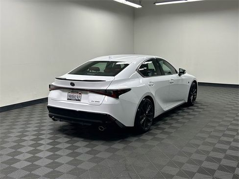 Certified 2025 Lexus IS 300 F Sport image 5
