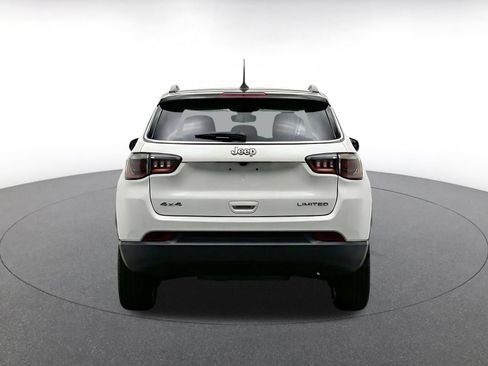 Used 2025 Jeep Compass Limited AWD/4WD image 17