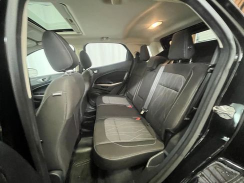 Used 2020 Ford EcoSport SE w/ SE Convenience Package image 24