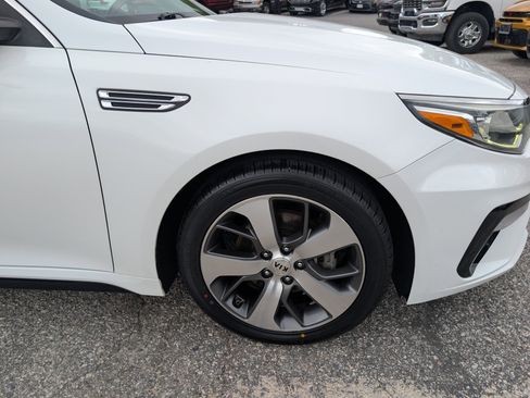 Used 2019 Kia Optima S w/ S Panoramic Sunroof Package FWD image 10