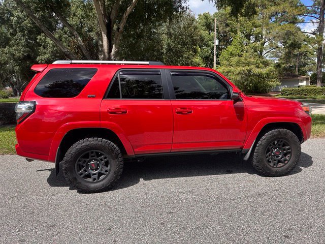 Used 2021 Toyota 4Runner SR5 Premium w/ Moonroof Package AWD/4WD image 3