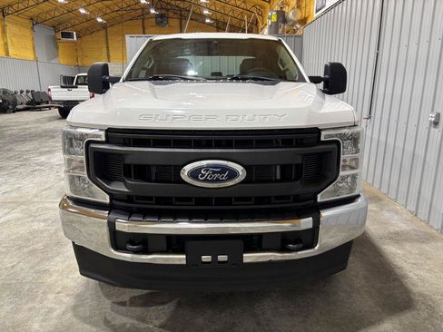 Used 2021 Ford F250 XL w/ Power Equipment Group AWD/4WD image 7
