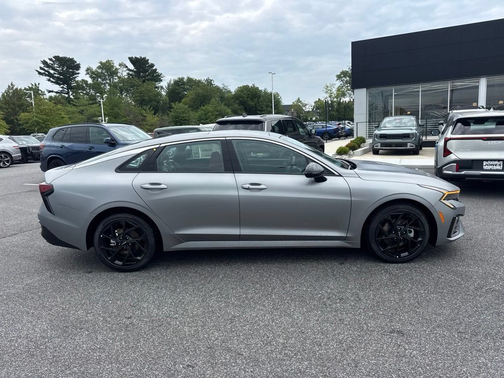 New 2026 Kia K5 GT-Line w/ GT-Line Premium Package FWD image 4