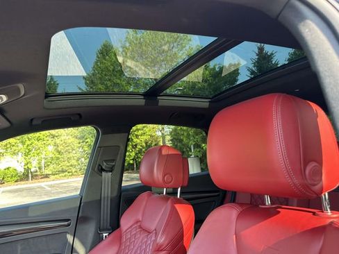 Used 2023 Audi SQ5 Premium Plus w/ Premium Plus Package AWD/4WD image 23