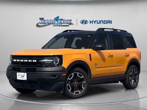 Used 2022 Ford Bronco Sport Outer Banks w/ Tech Package AWD/4WD image 4