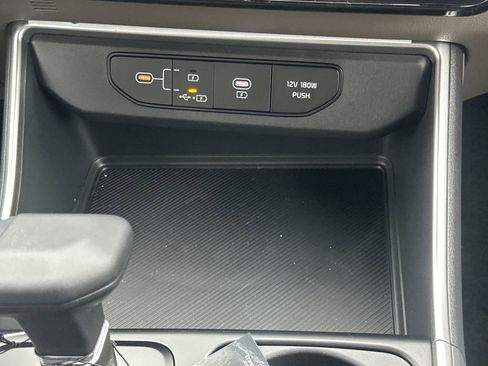 New 2026 Kia Carnival image 25