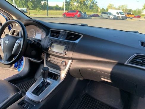 Used 2015 Nissan Sentra SR w/ SR Premium Package image 15