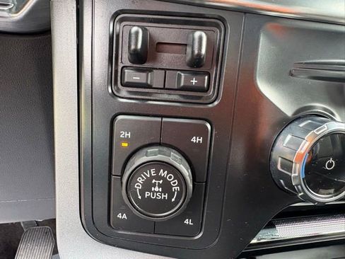 Used 2022 Ford F150 Lariat w/ Equipment Group 502A High AWD/4WD image 21