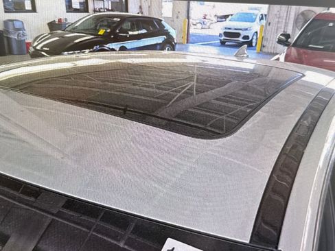 Used 2026 Genesis GV80 3.5T e-SC image 9