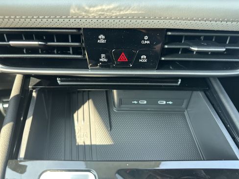 New 2026 Volkswagen Atlas Peak Edition image 27