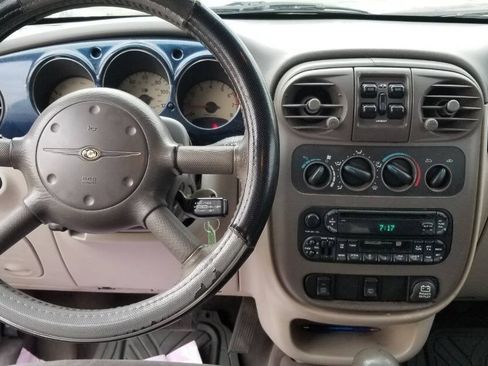 Used 2002 Chrysler PT Cruiser Limited FWD image 8