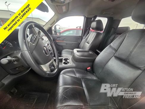 Used 2011 GMC Sierra 2500 SLT image 3