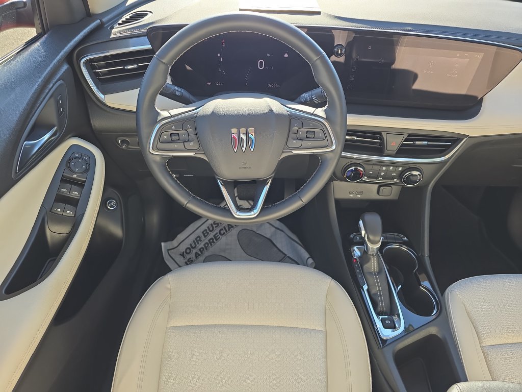 Used 2024 Buick Encore GX Preferred w/ Comfort Package FWD image 31