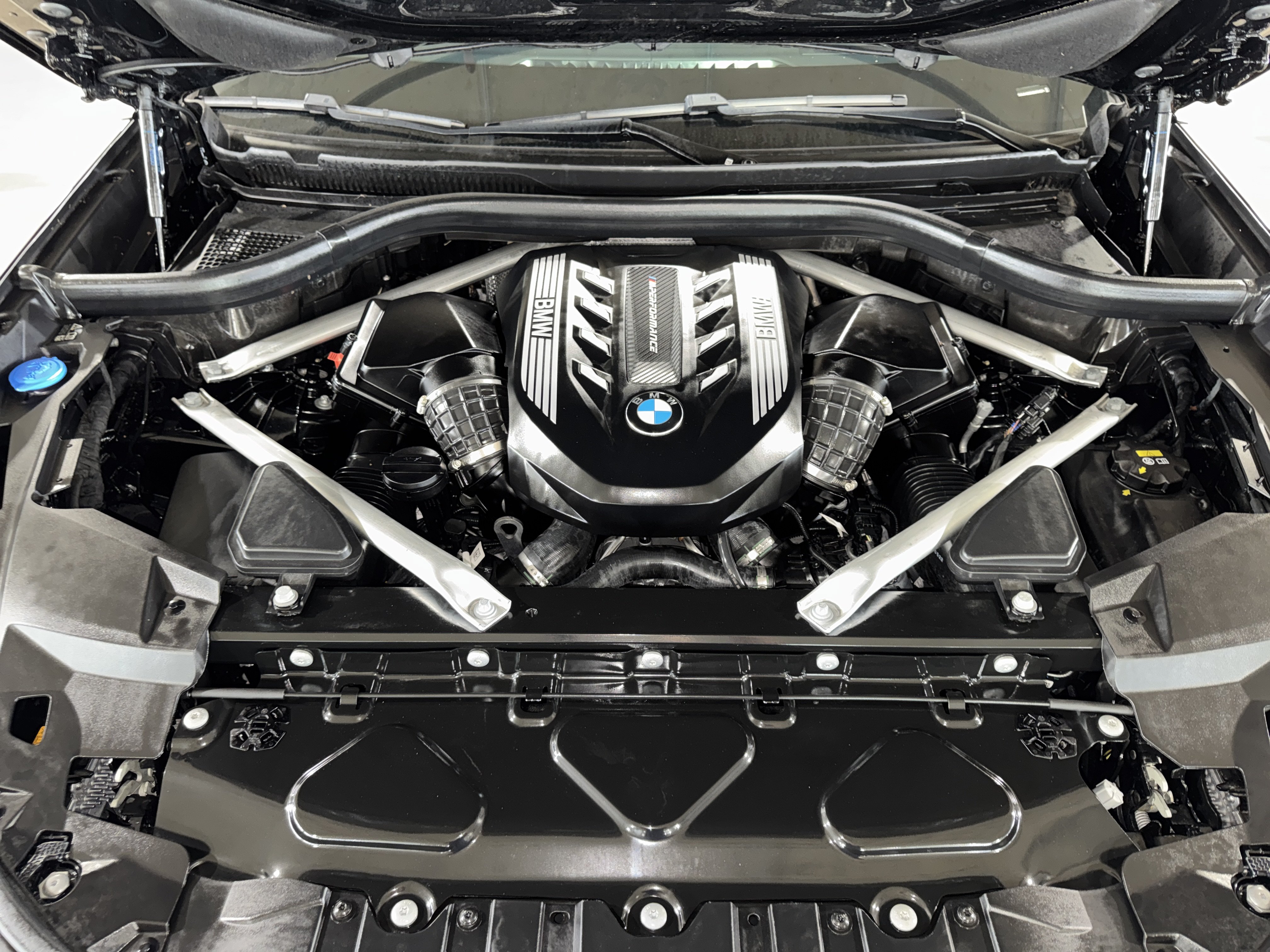 Used 2022 BMW X5 M50i w/ Executive Package AWD/4WD image 35