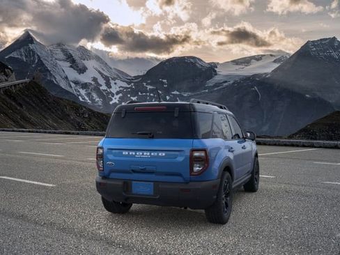 New 2025 Ford Bronco Sport Outer Banks w/ Outer Banks Tech Package+ AWD/4WD image 8