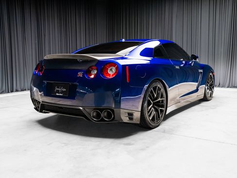 Used 2013 Nissan GT-R Black Edition AWD/4WD image 45