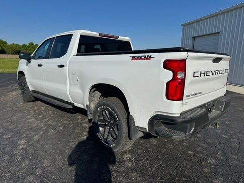 Used 2019 Chevrolet Silverado 1500 LT Trail Boss AWD/4WD image 3