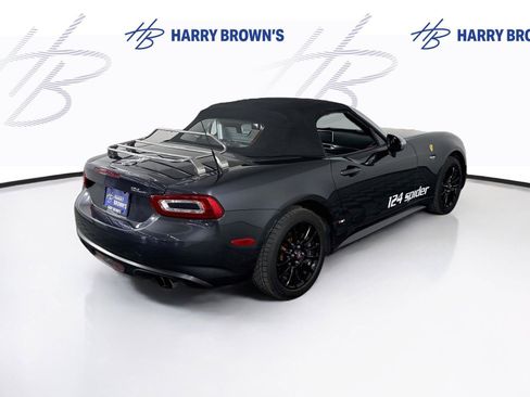 Used 2017 FIAT 124 Spider Classica RWD image 27