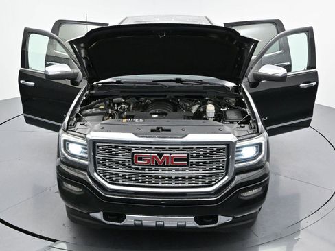 Used 2017 GMC Sierra 1500 Denali w/ Denali Ultimate Package AWD/4WD image 43