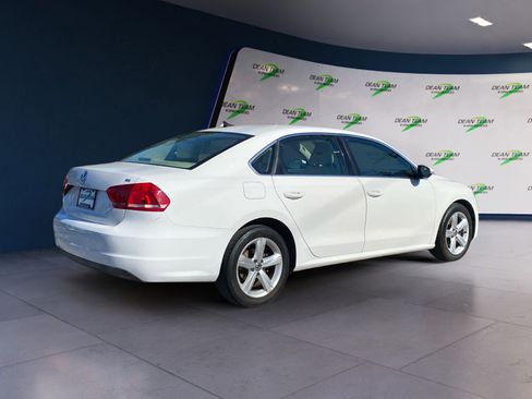 Used 2012 Volkswagen Passat 2.5 SE image 3