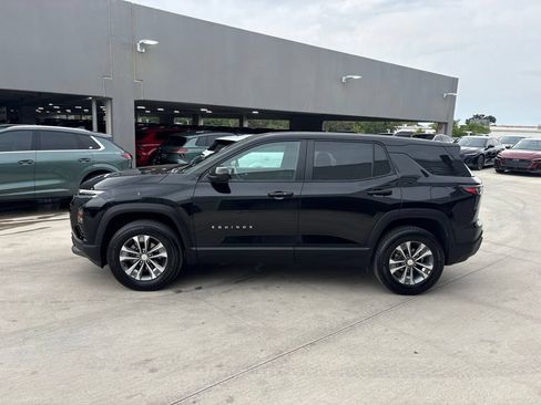 Used 2025 Chevrolet Equinox LT FWD image 14
