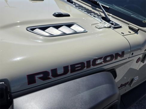 Used 2020 Jeep Gladiator Rubicon image 32