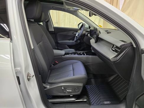 New 2026 Audi Q3 quattro 2.0T AWD/4WD image 36