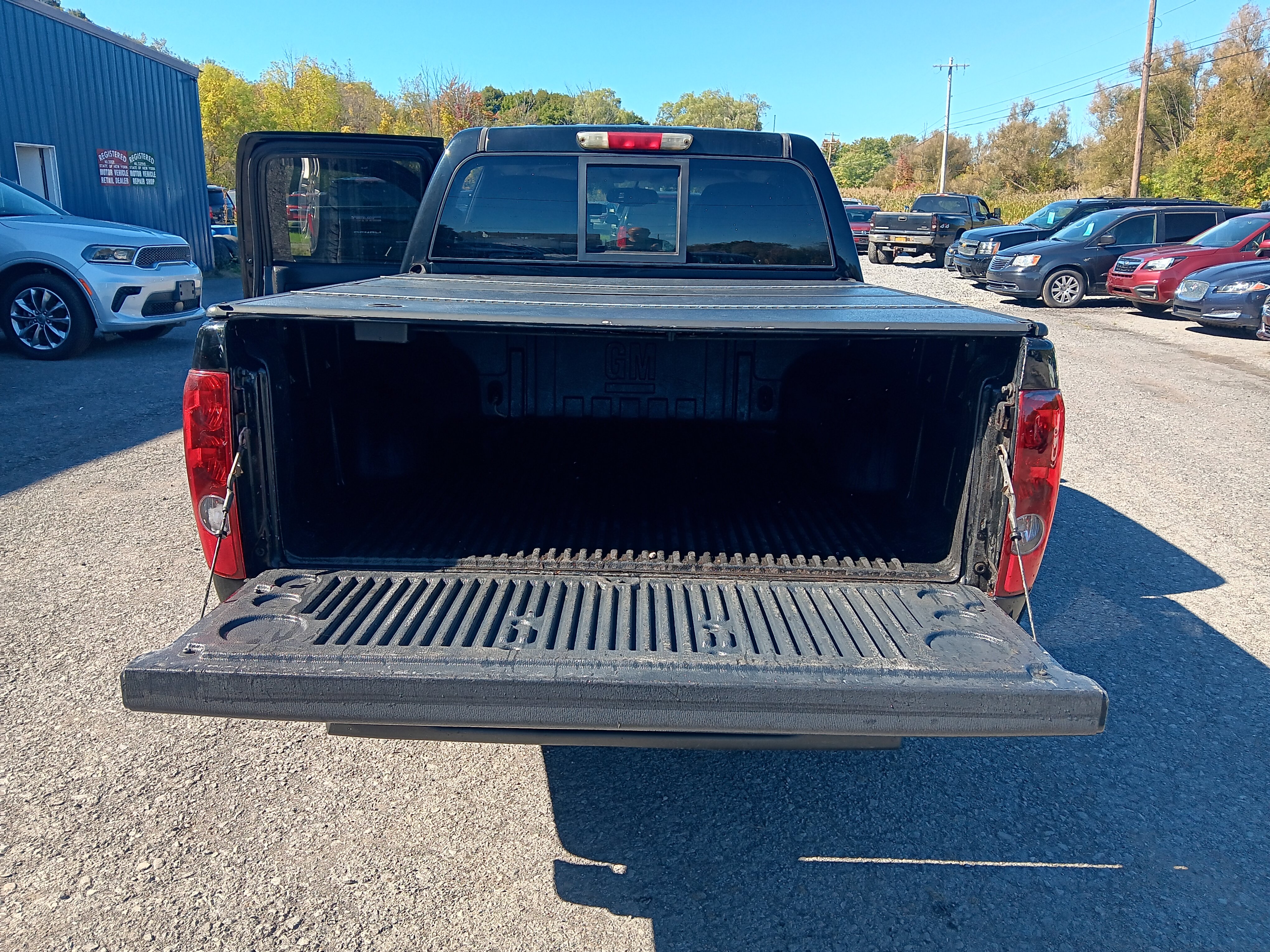 Used 2011 GMC Canyon SLT AWD/4WD image 4