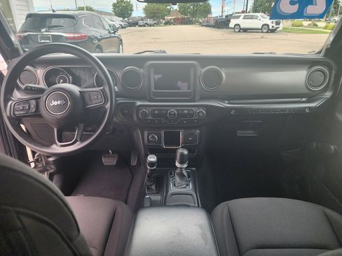 Used 2023 Jeep Wrangler Sport image 16