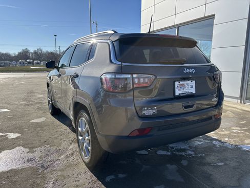 Certified 2023 Jeep Compass Latitude image 6