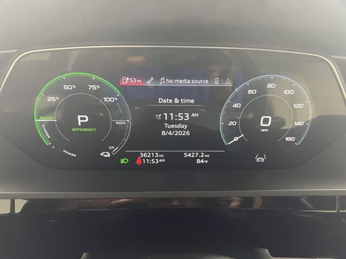 Used 2024 Audi Q8 e-tron Premium Plus AWD/4WD image 16
