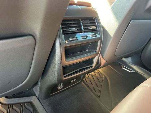 Used 2024 BMW X5 sDrive40i w/ M Sport Package image 18