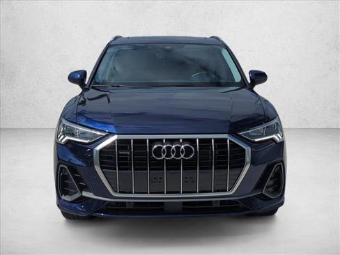 Used 2025 Audi Q3 2.0T Premium AWD/4WD image 2