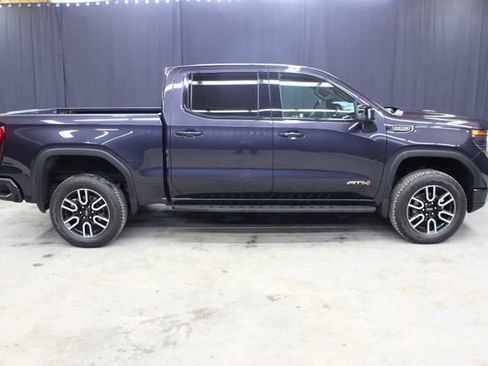 Used 2024 GMC Sierra 1500 AT4 w/ Technology Package AWD/4WD image 52