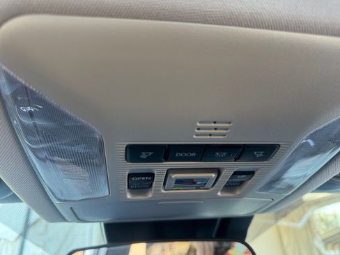 Used 2024 Toyota RAV4 XLE image 31