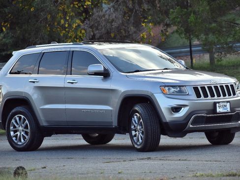 Used 2014 Jeep Grand Cherokee Limited image 4