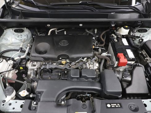 Used 2022 Toyota RAV4 XLE image 29