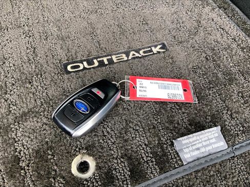 Used 2022 Subaru Outback Limited AWD/4WD image 14