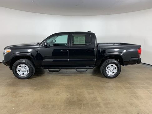Used 2023 Toyota Tacoma SR AWD/4WD image 15