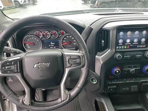 Certified 2020 Chevrolet Silverado 1500 RST image 20