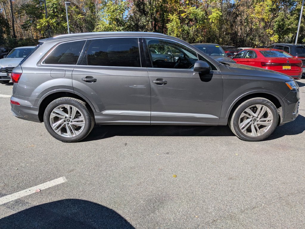 Used 2023 Audi Q7 2.0T Premium AWD/4WD image 2